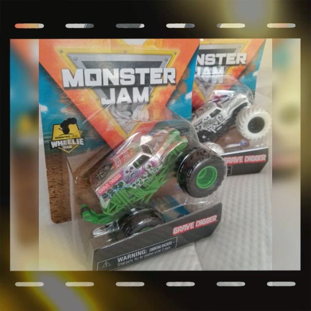 Amazon.com: Monster Jam 2021 Spin Master 1:64 Diecast Monster